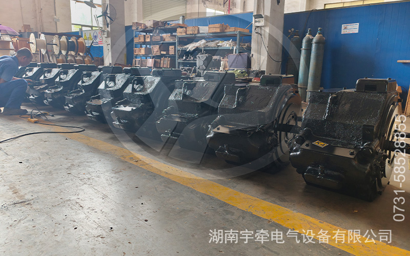 ZQ-21礦用直流牽引電機(jī)發(fā)貨 1.jpg